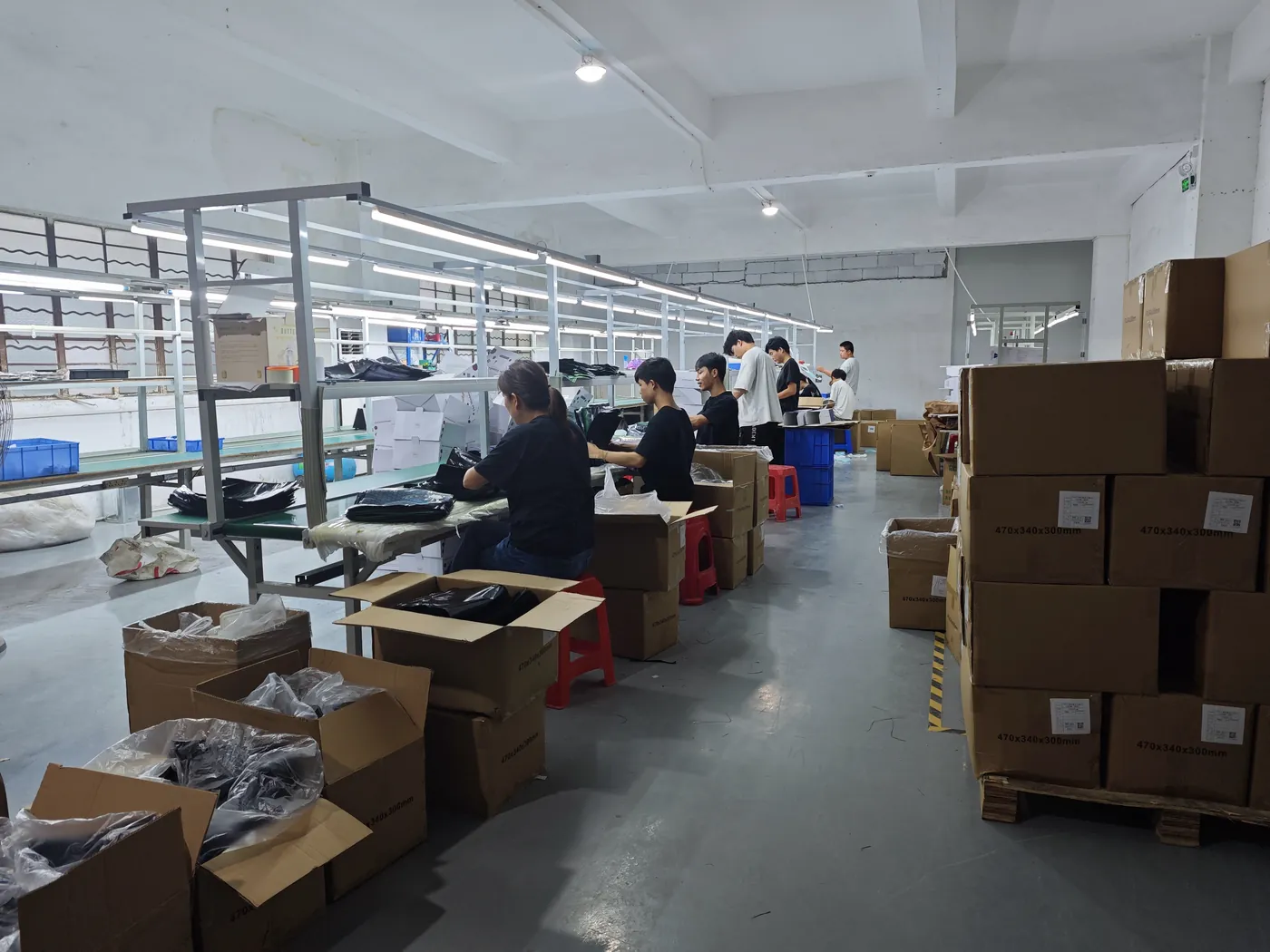 长升托付包装与订单处理工位现场